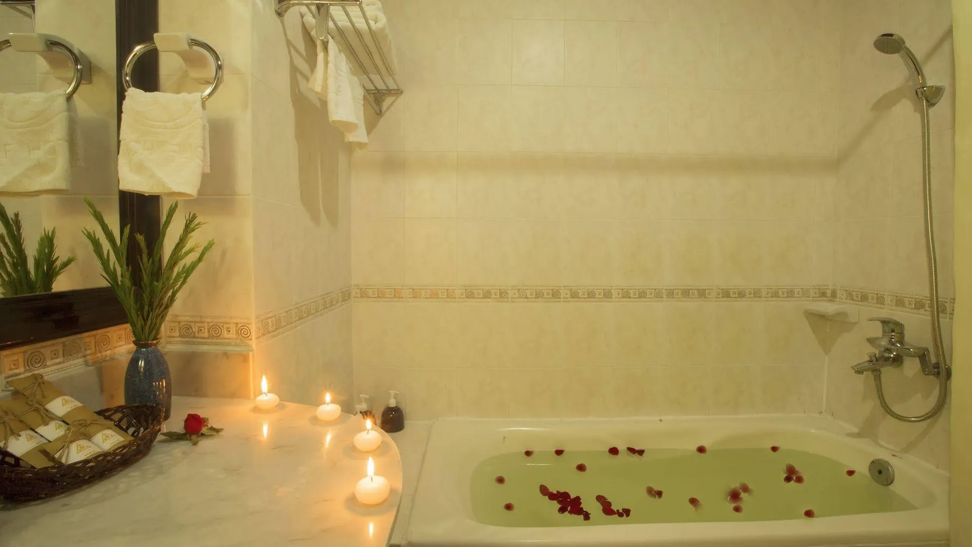 Indochine Hoi An Hotel 3*,  Vietnam